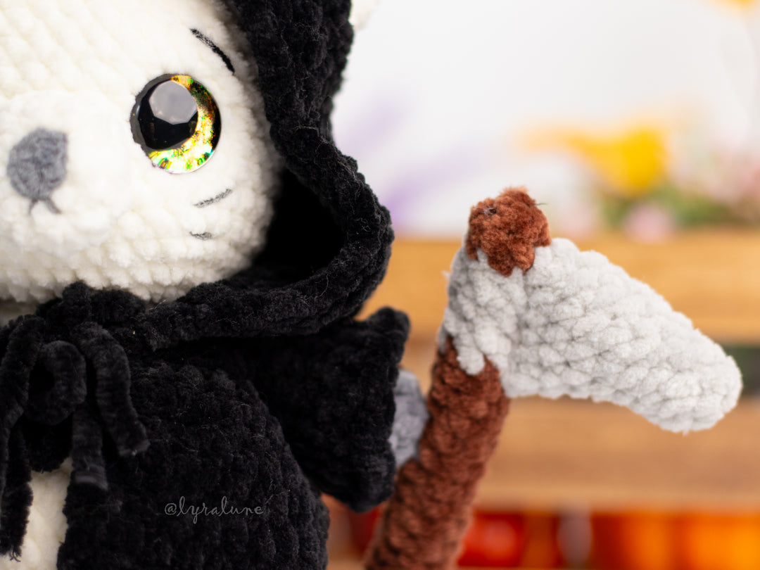 Grim Reaper Kitty • PDF Easy Amigurumi Pattern