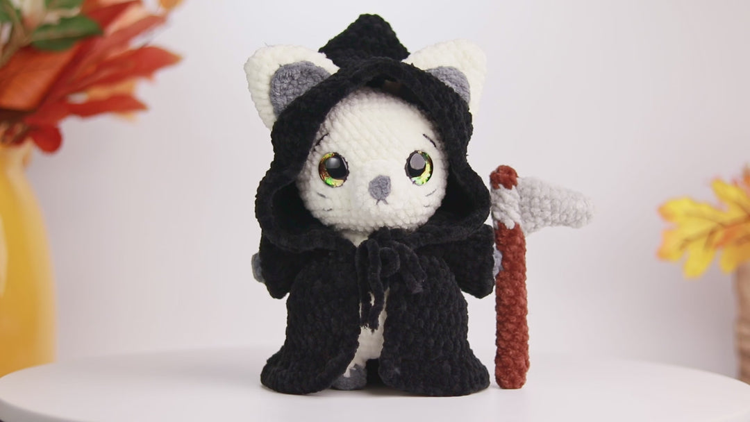 Grim Reaper Kitty • PDF Easy Amigurumi Pattern